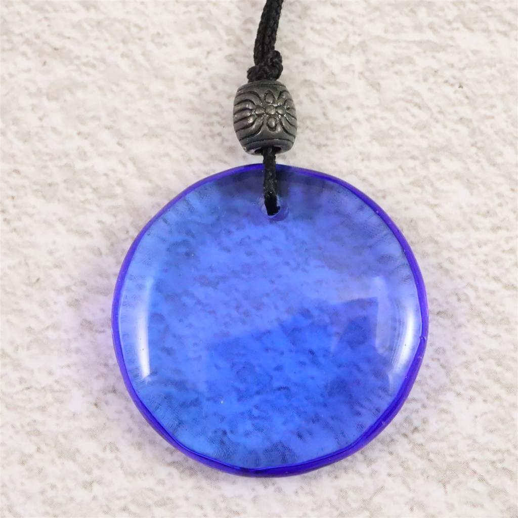 H&E社 シベリアンブルークォーツ　ディスク型タンブル コード ペンダント 8.4g #306941枚目の画像