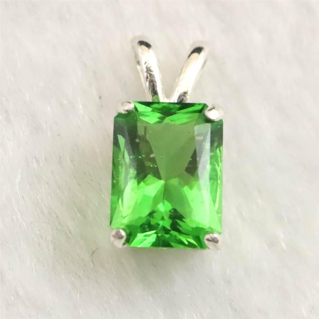 H&E社 ガイアストーン 8mmレクタングル ペンダント 0.8g #148831枚目の画像