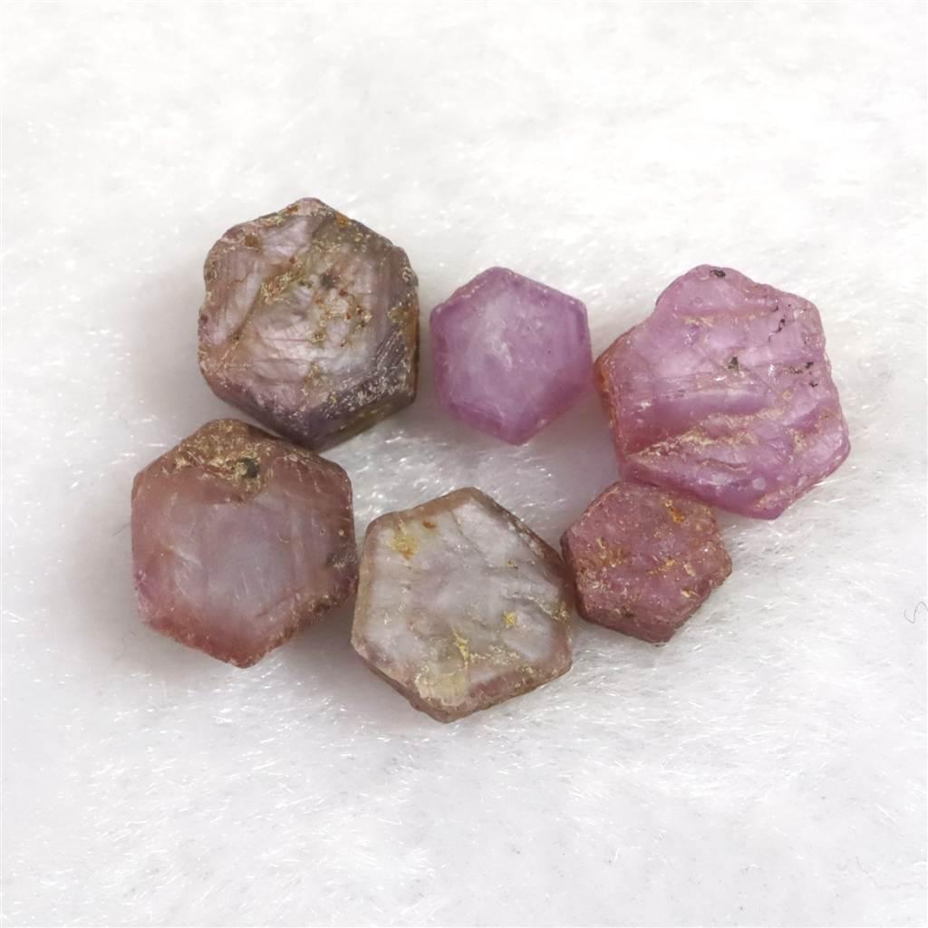 パキスタン産 ルビー 結晶 原石 蛍光 6個セット　4.5ｇ #37047