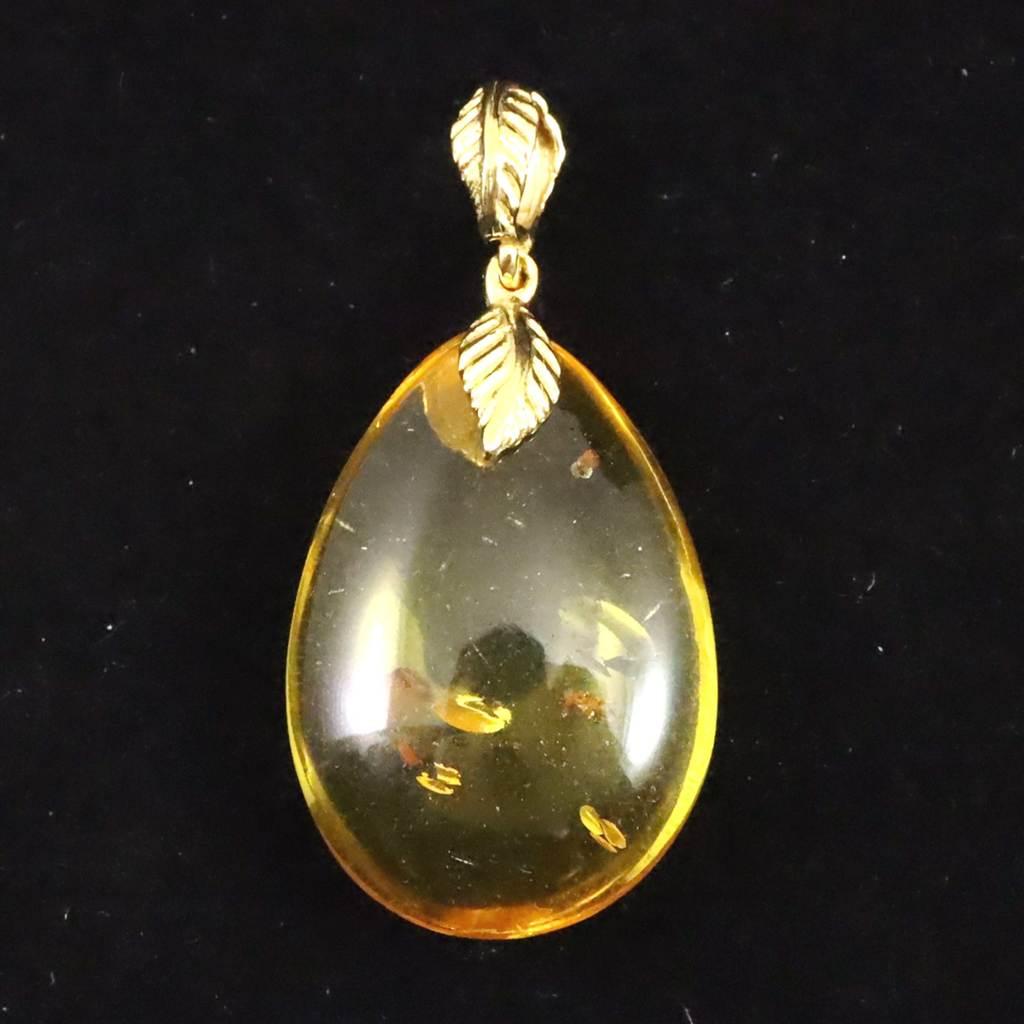 天然琥珀　バルティックアンバー 25mm ペアシェイプ ペンダント 2.7g #84651