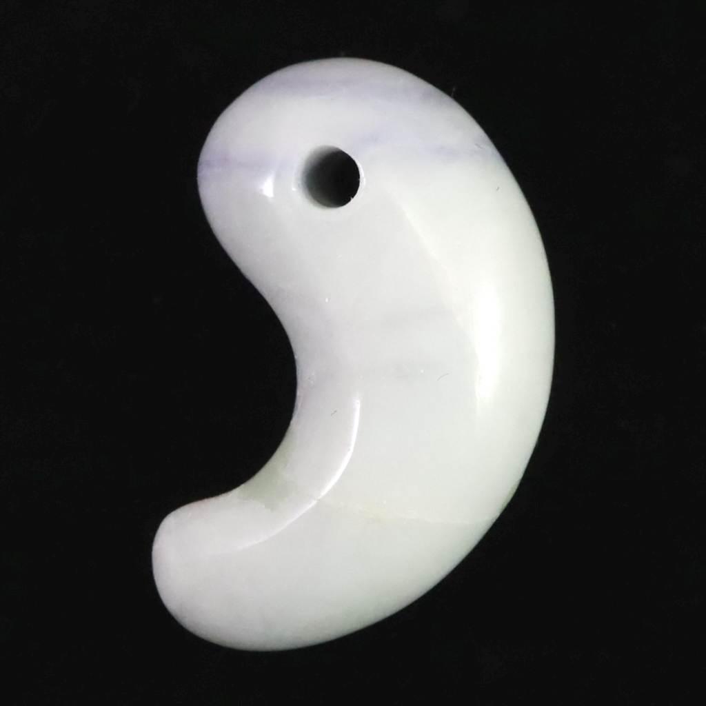 糸魚川翡翠 ラベンダー 30mm勾玉 現代の名工作 　12.6g #73443 | 4枚目