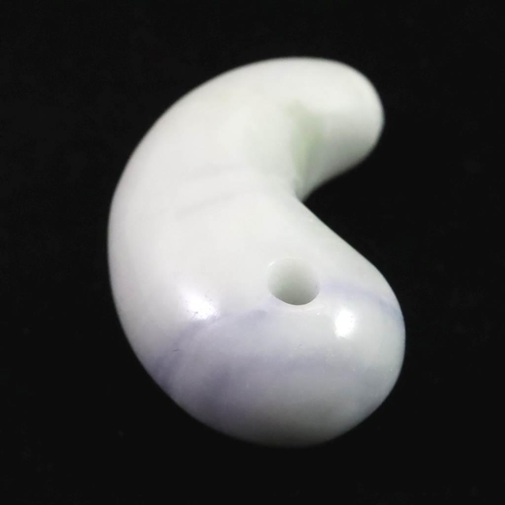 糸魚川翡翠 ラベンダー 30mm勾玉 現代の名工作 　12.6g #73443 | 5枚目