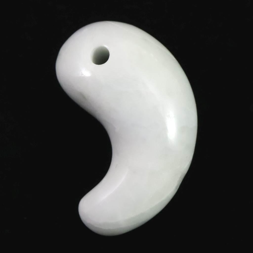 糸魚川翡翠 ラベンダー 30mm勾玉 現代の名工作 　11.3g #66718 | 5枚目