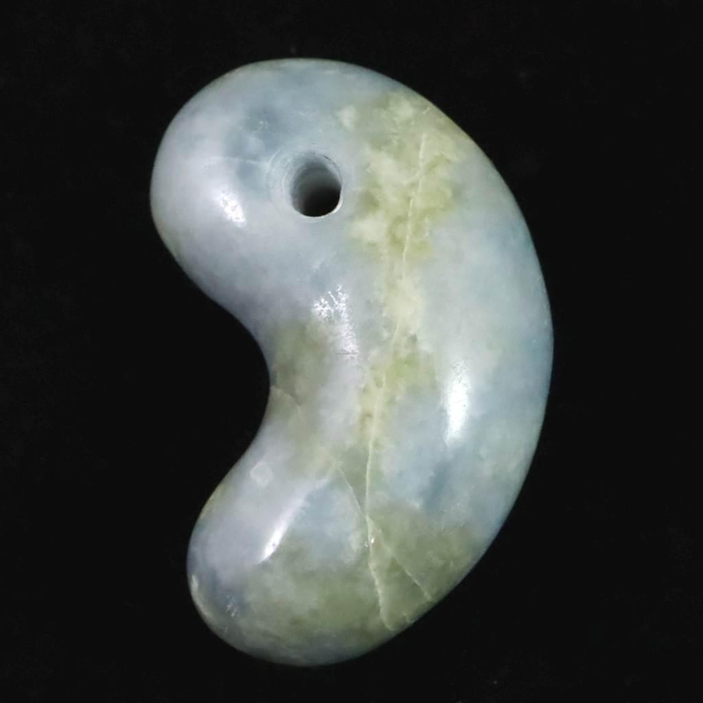 糸魚川翡翠  ヒスイ 小滝産 青 28mm勾玉 ディレクトリカード付 9.9g #52552 | 5枚目