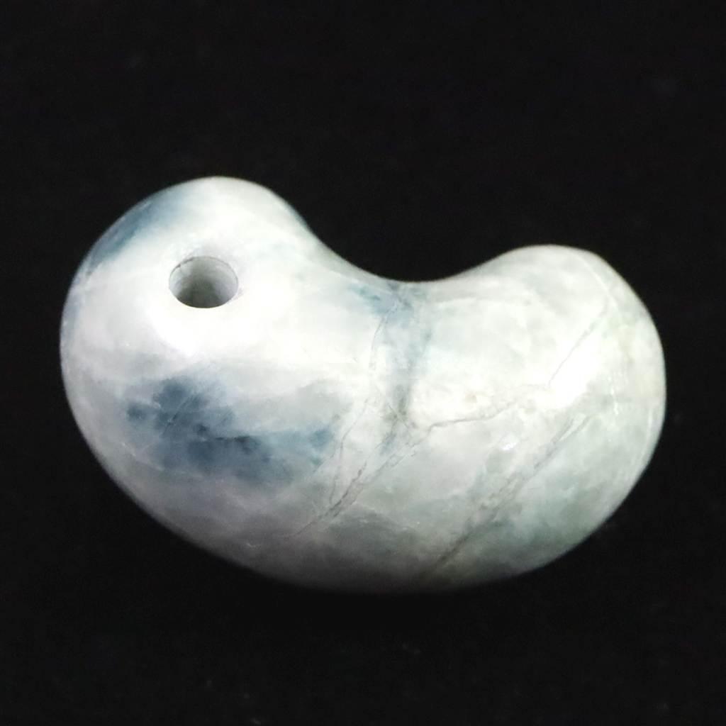 糸魚川翡翠  ヒスイ 小滝産 薄青 28mm勾玉 ディレクトリカード付 12.9g #64930 | 2枚目