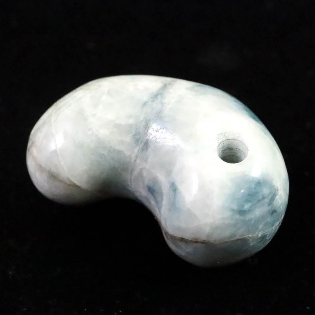 糸魚川翡翠  ヒスイ 小滝産 薄青 28mm勾玉 ディレクトリカード付 12.9g #64930 | 4枚目