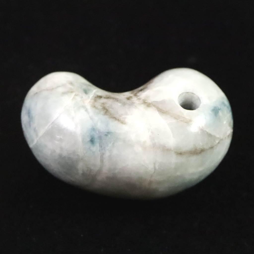 糸魚川翡翠  ヒスイ 小滝産 薄青 28mm勾玉 ディレクトリカード付 12.9g #64930 | 6枚目