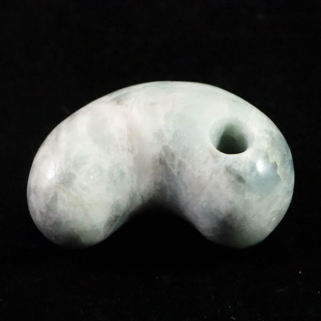 糸魚川翡翠  ヒスイ 小滝産 薄青 26mm勾玉 ディレクトリカード付 9.3g #10796 | 6枚目