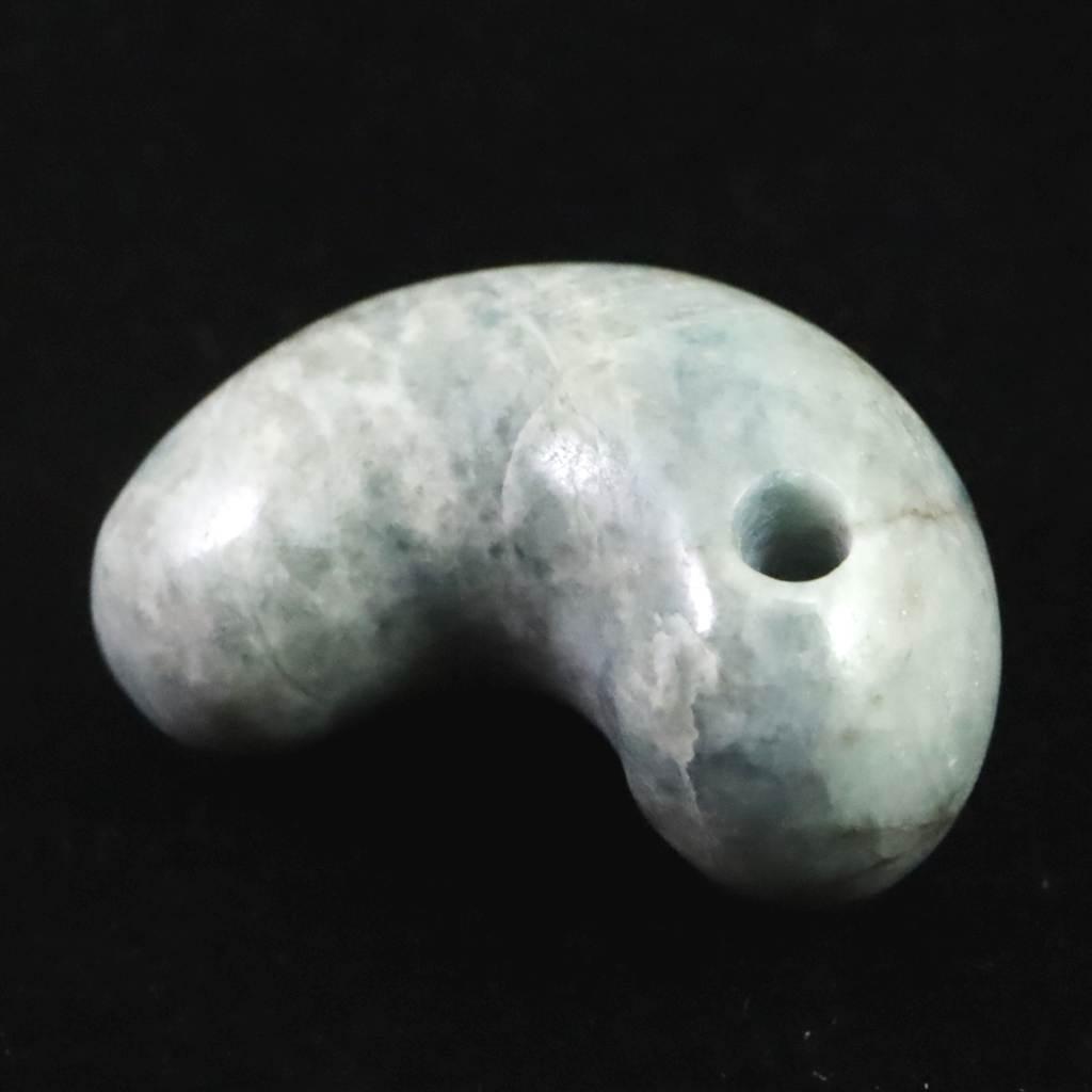 糸魚川翡翠  ヒスイ 小滝産 薄青 25mm勾玉 ディレクトリカード付 8.8g #14019 | 2枚目