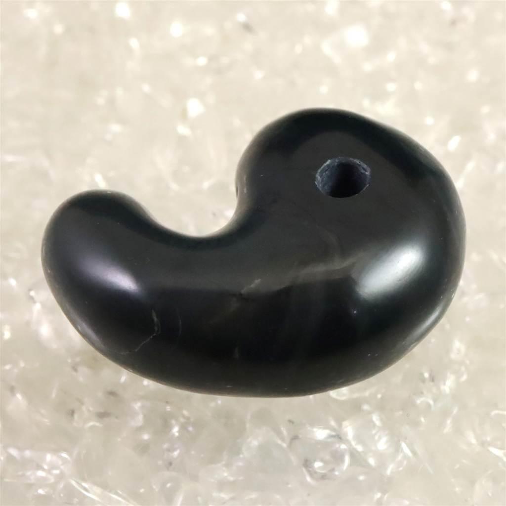 神居古潭石 （カムイ・コタン） 34mm 勾玉  14.6g #37371 | 4枚目