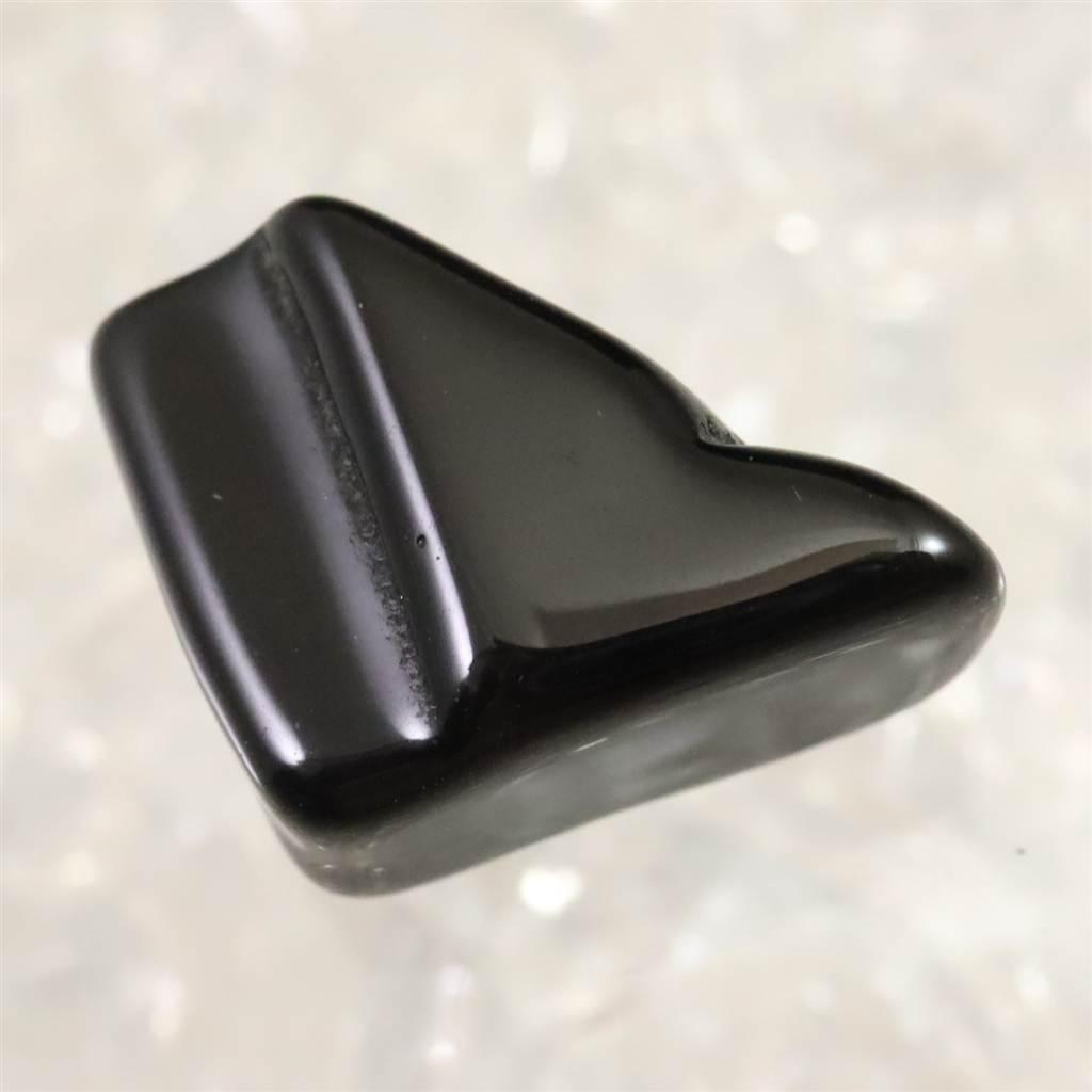 隠岐の島 黒曜石 17mm原石 磨き  ディレクトリカード付 1.8g #737031枚目の画像