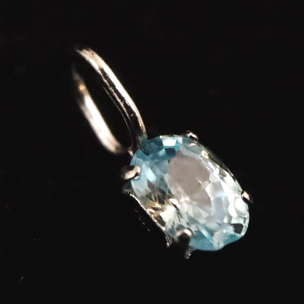 ブルージルコン　4X3mmオーバルカット ペンダント　Pt900　0.2ct　　 #18474 | 2枚目