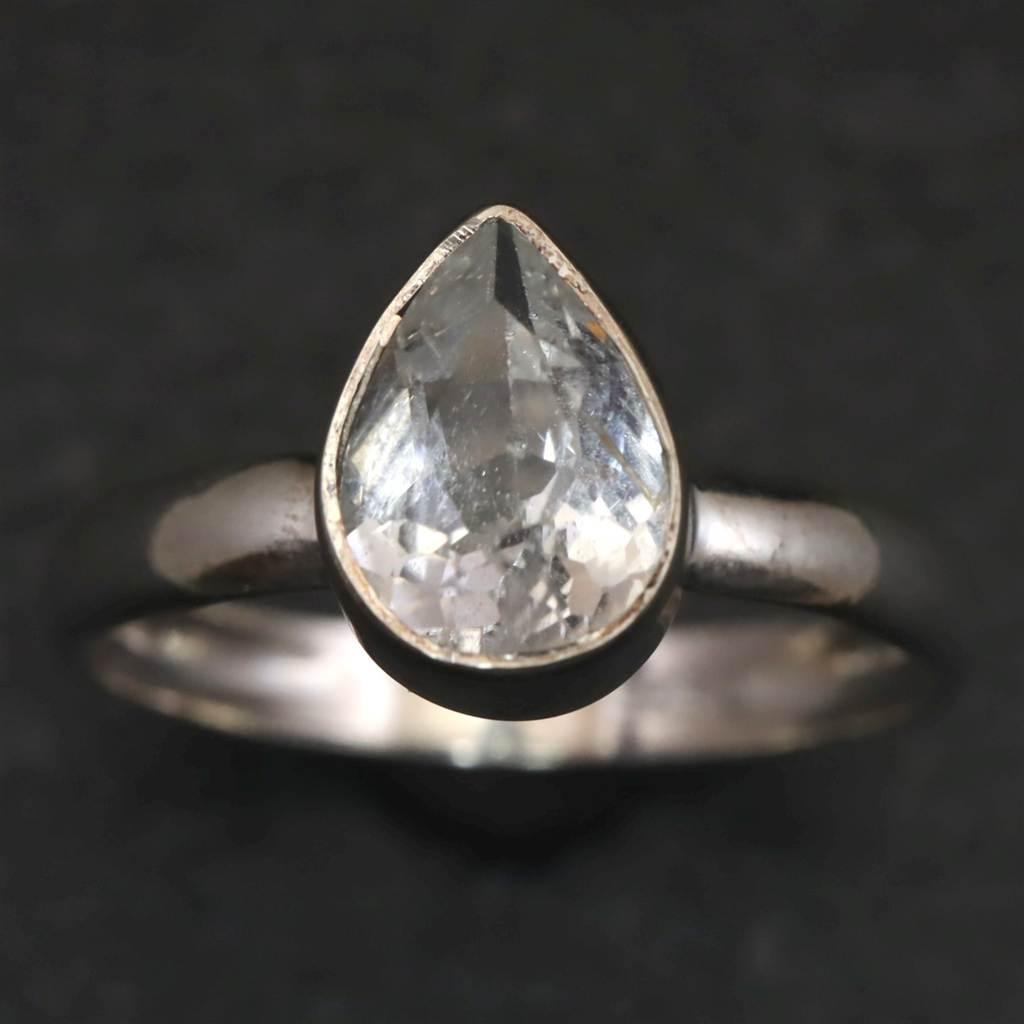 ロシア産 フェナカイト 8.2mm ペアシェイプカット リング 16号 #82596
