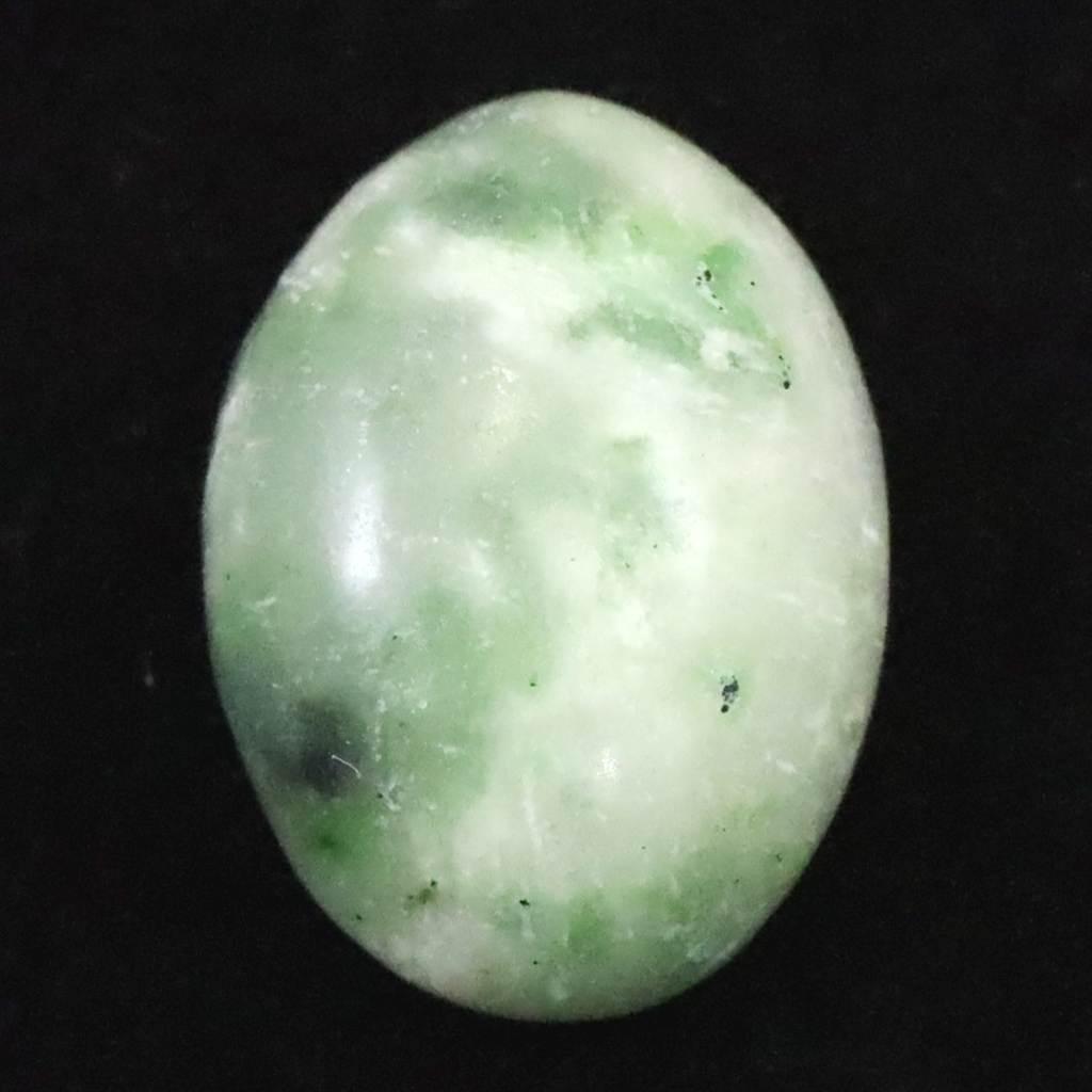 日高翡翠（ホワイトグリーン） 18mm オーバル ルース 3.46g #644161枚目の画像