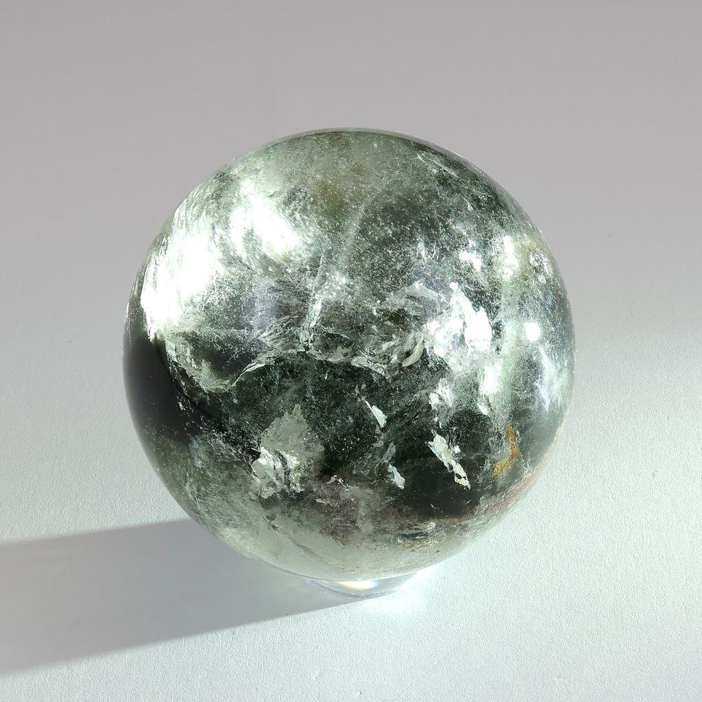 ブラジル産 ガーデンクォーツ 庭園水晶 47mmスフィア 140g #38975