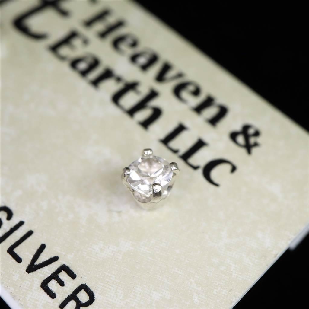 H&E社 フェナカイト  3.3mmラウンドカット ピアス  #59936 | 3枚目