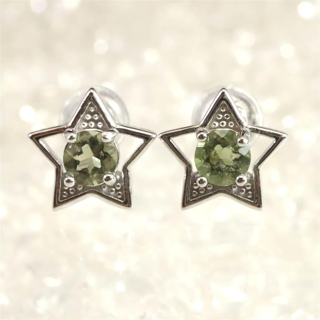 モルダバイト 4mmラウンドカットピアス  スターモチーフ  1.32g #40312