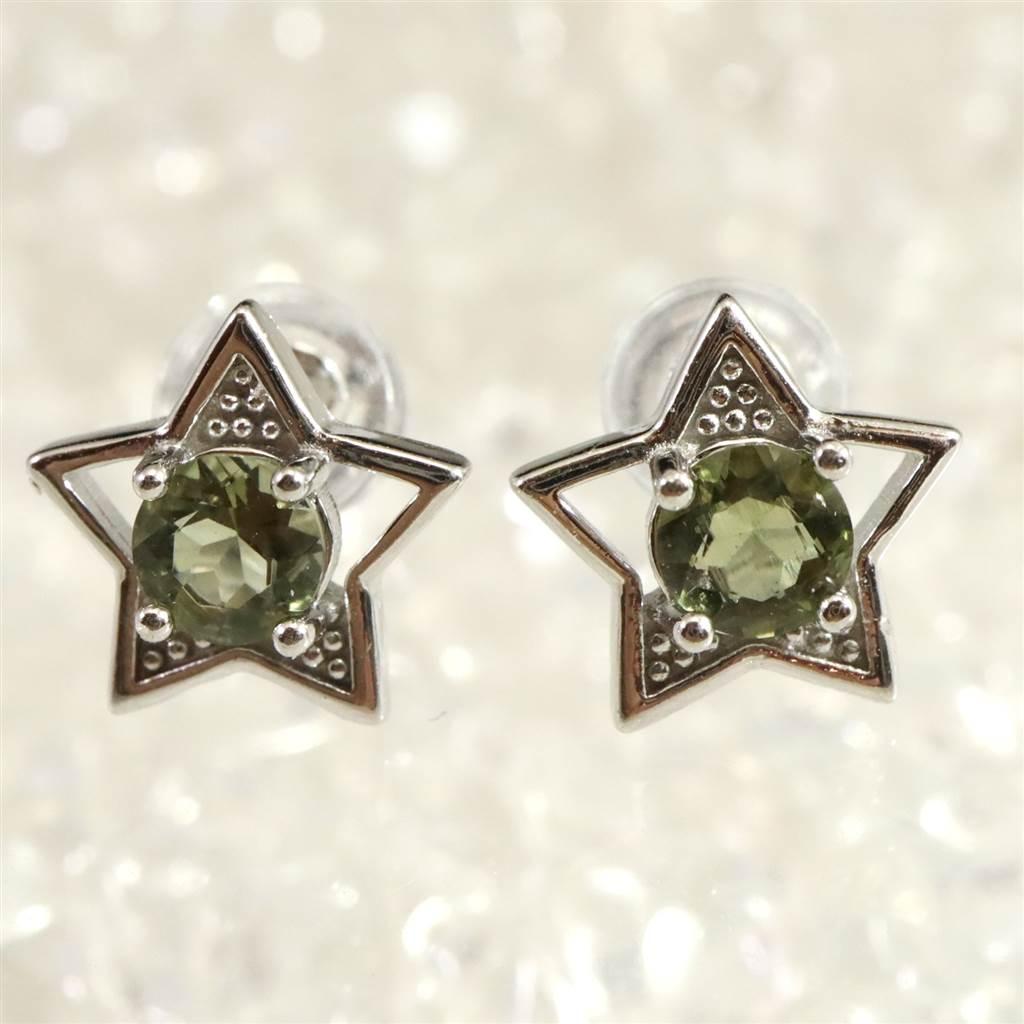 モルダバイト 4mmラウンドカットピアス  スターモチーフ  1.31g #82776 | 2枚目