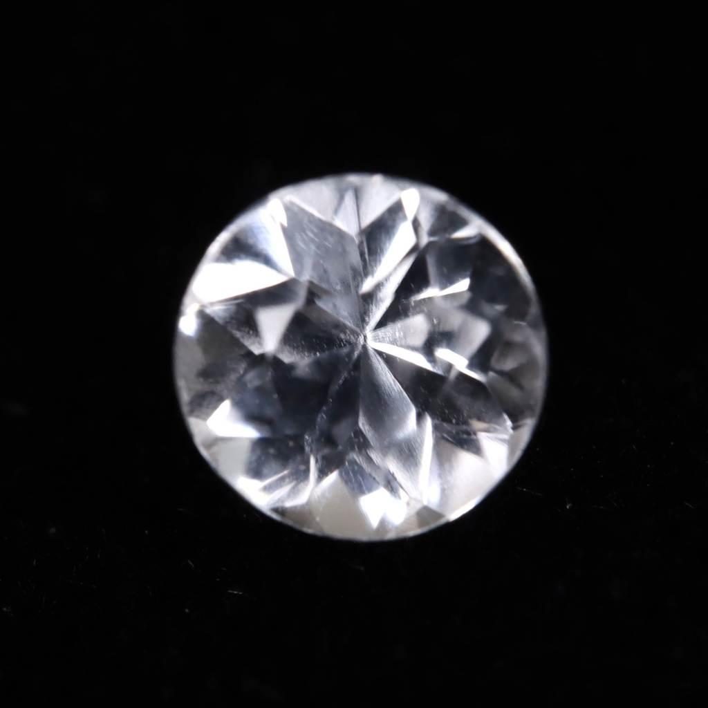 H&E社 フェナカイト A++  4.3mmラウンドカット ルース  0.33ct #77190