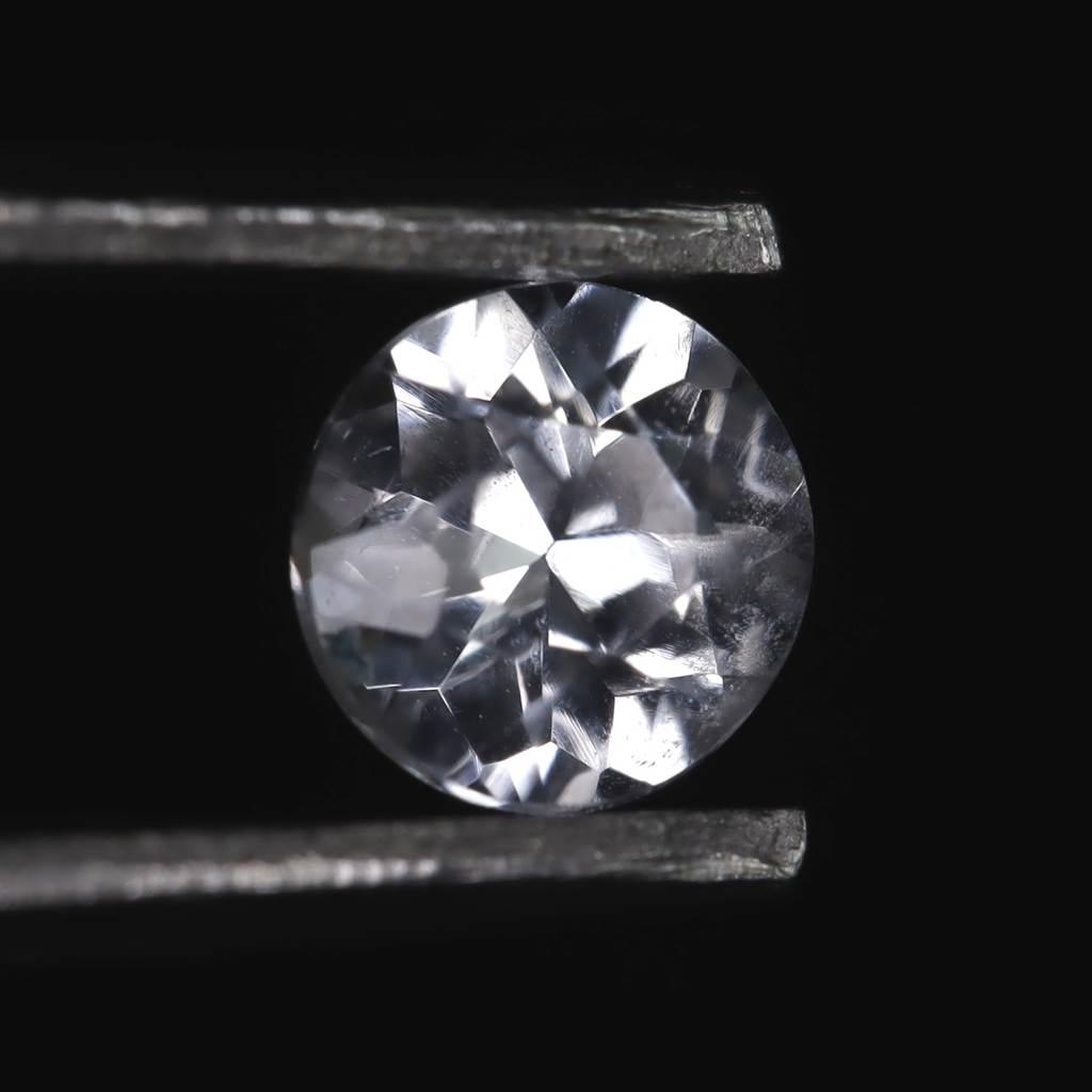 H&E社 フェナカイト A++  4.6mmラウンドカット ルース  0.38ct #30236 | 4枚目