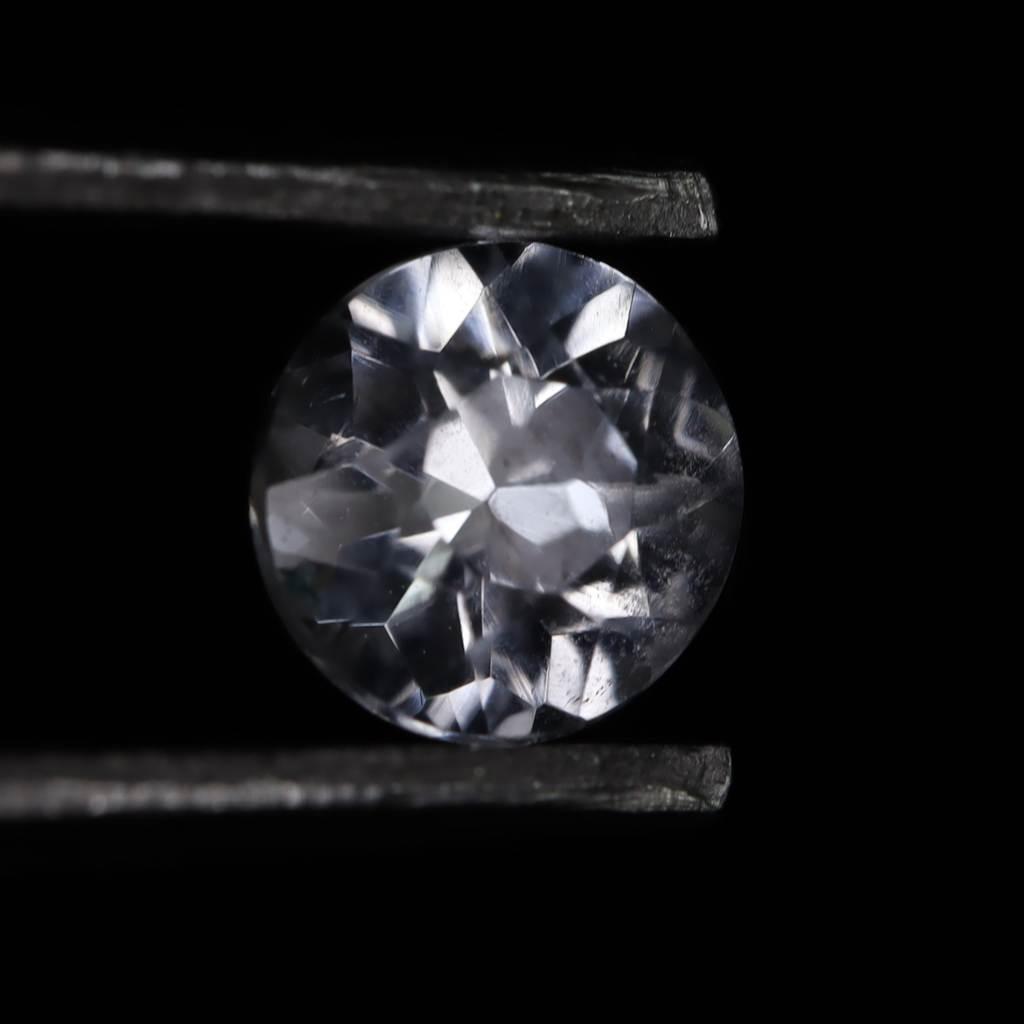 H&E社 フェナカイト A++  4.6mmラウンドカット ルース  0.38ct #30236 | 5枚目