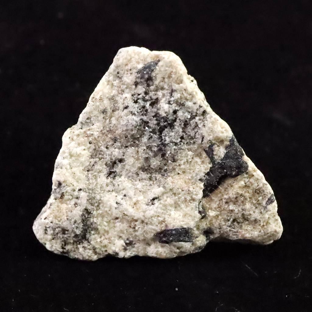 H&E社 ノルウェー産 フェナカイト 27mm 原石  8.7g #93824