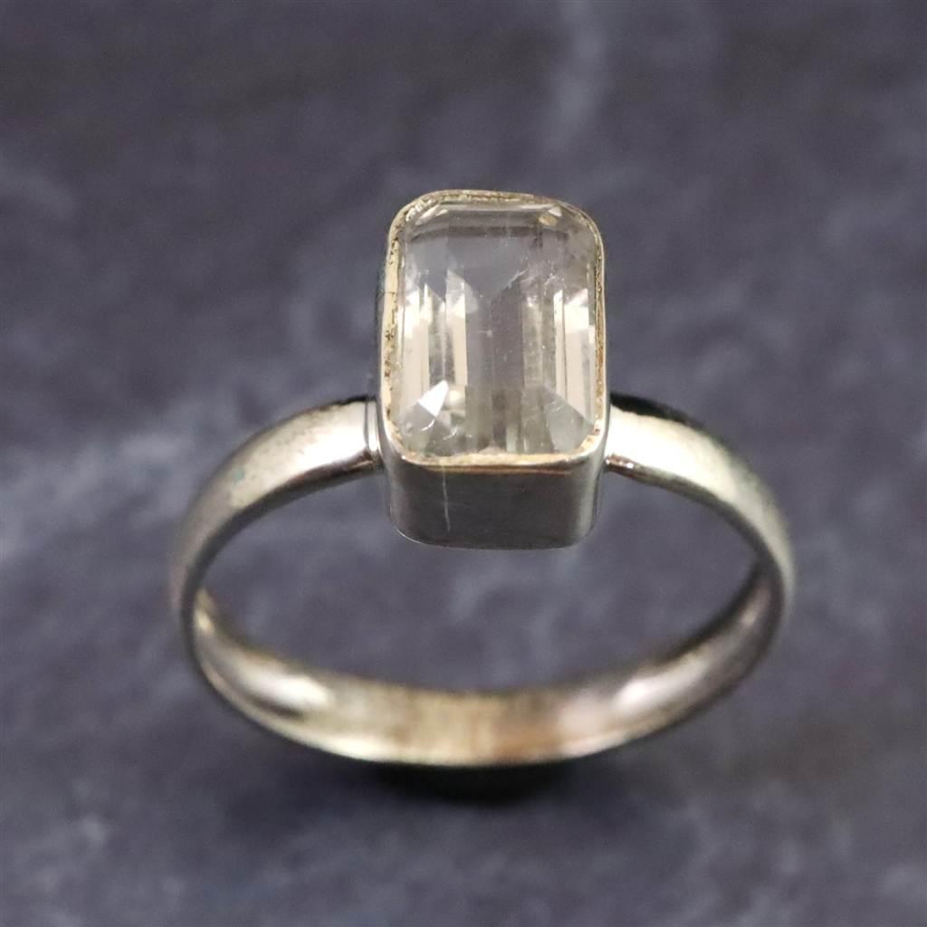 ロシア産 フェナカイト 9X6mmレクタングルカット リング 18号 #88362 | 2枚目