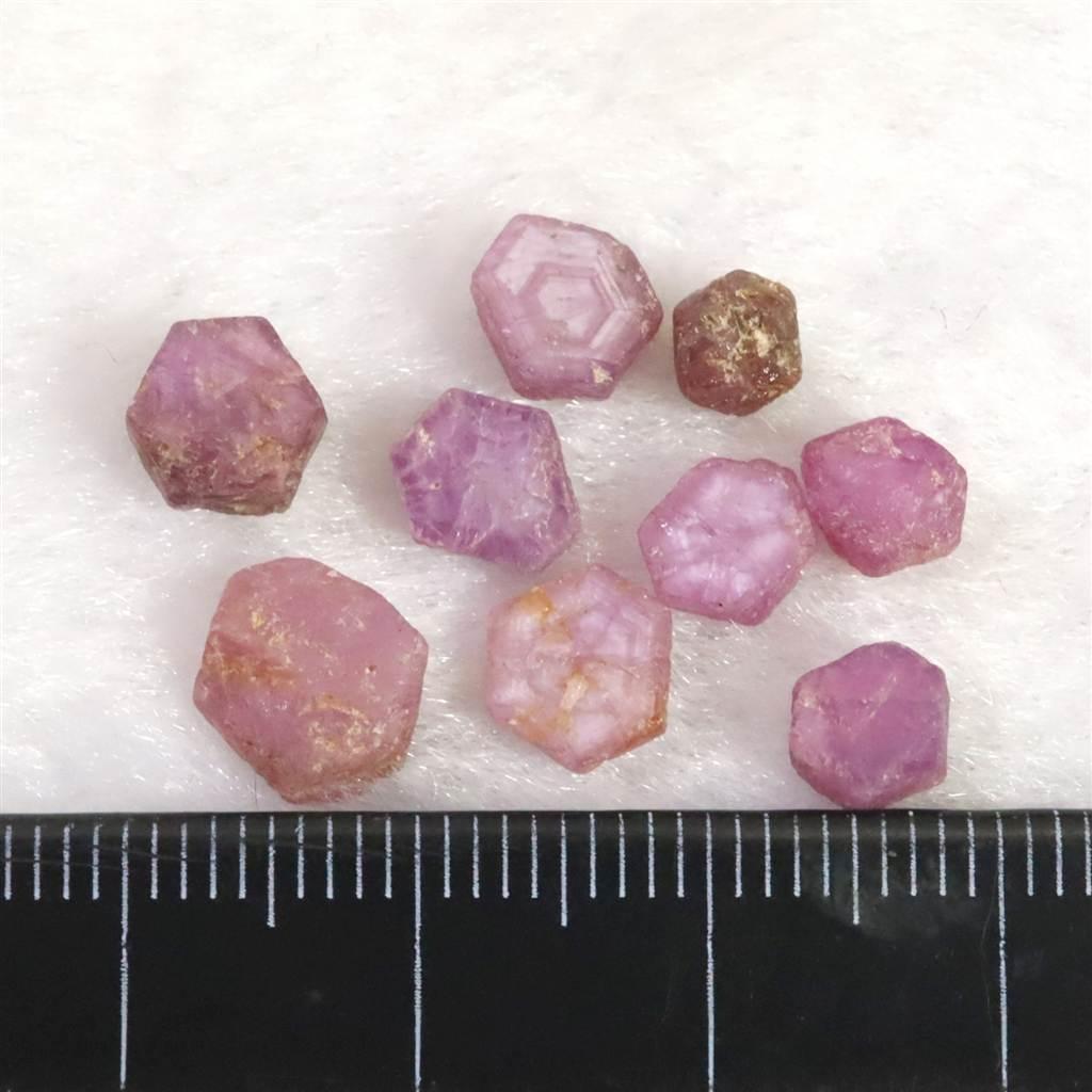 パキスタン産 ルビー 結晶 原石 蛍光 9個セット 3.2g #10826 | 5枚目