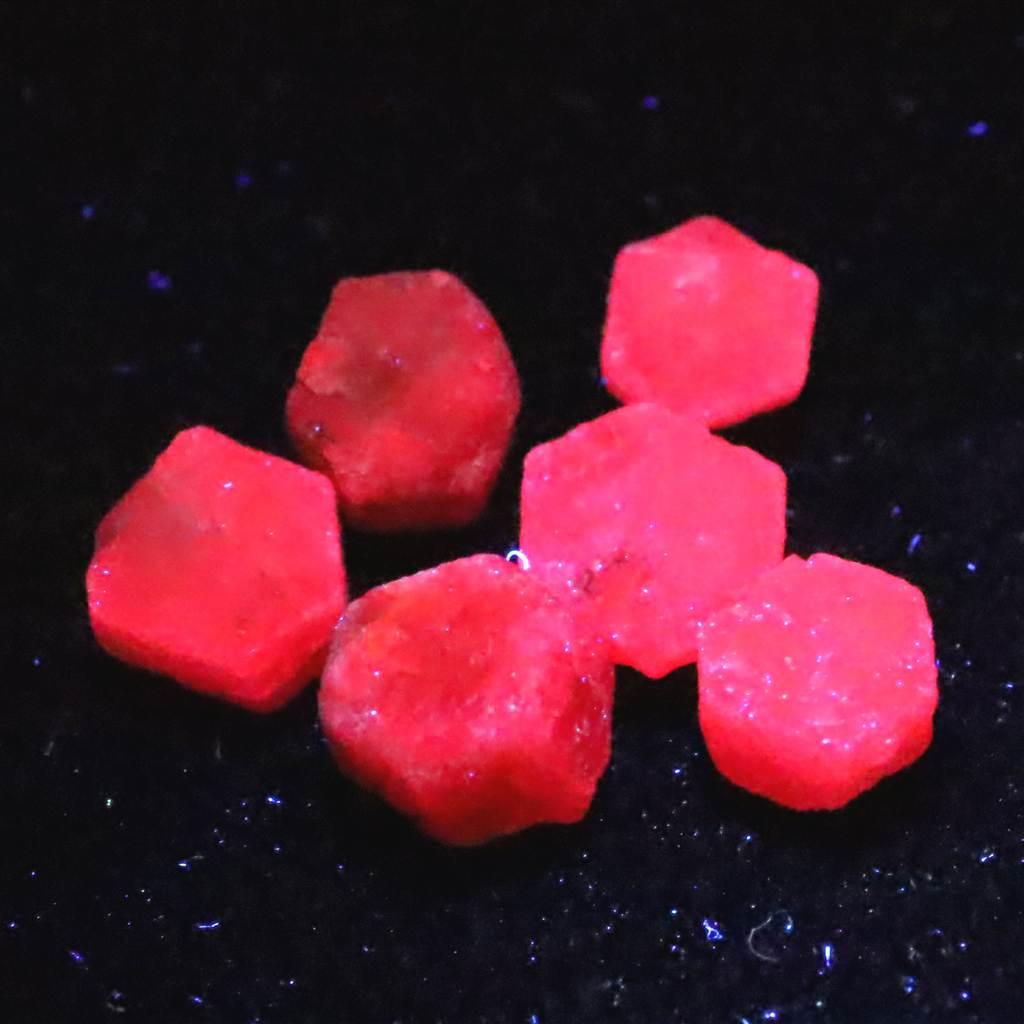 パキスタン産 ルビー 結晶 原石 蛍光 6個セット 3.5g #89678 | 5枚目