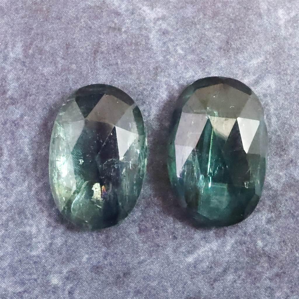 カイヤナイト エメラルドグリーン 12X8mmオーバルカット ルース ペア 8.0ct #21166 | 5枚目