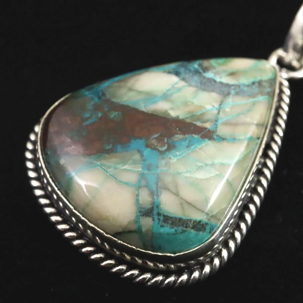 クォンタムクアトロシリカ 33mmペアシェイプ ペンダント 15.4g #86955 | 4枚目