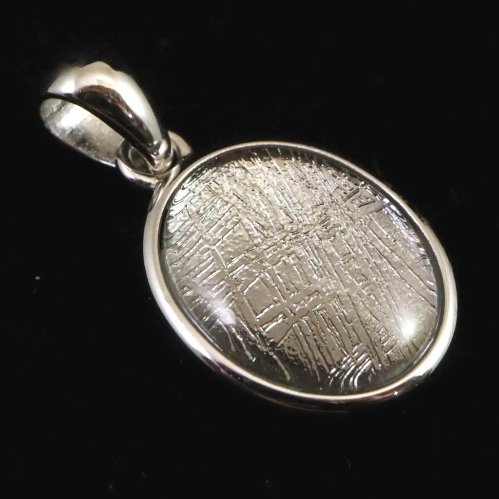 ギベオン シルバー 12X10mmオーバル型 ペンダント 2.1g #65100 | 2枚目