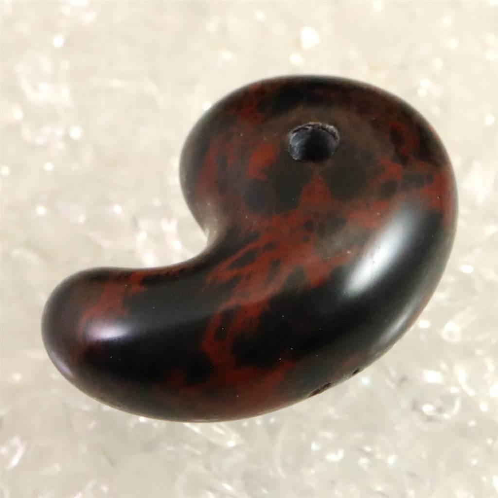 北海道産 ヴァーミリオンオブシディアン(紅十勝) 34mm勾玉 12.2g #96712 | 4枚目