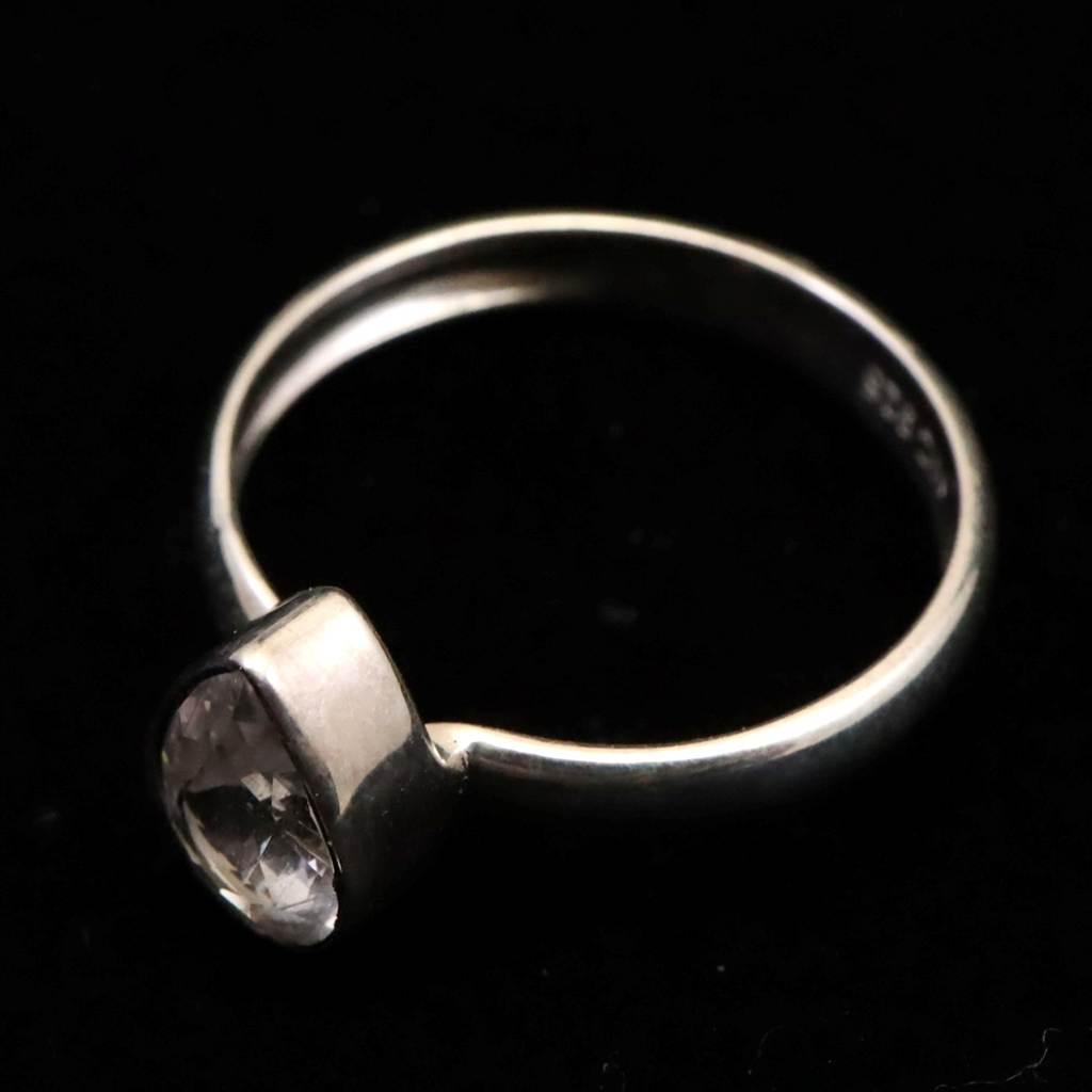 ロシア産 フェナカイト 8.2mm ペアシェイプカット リング 16号 #82596 | 5枚目