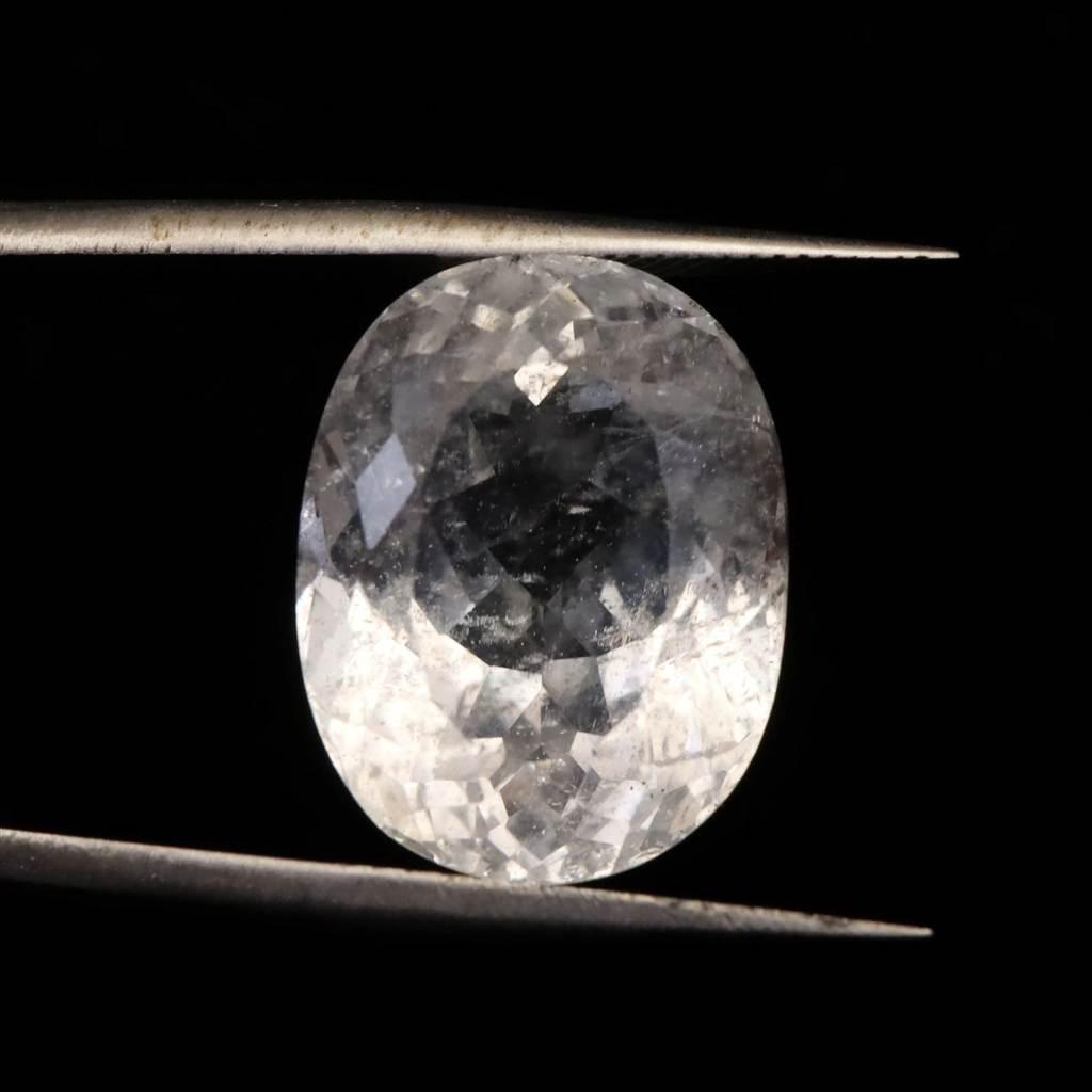 ロシア産 フェナカイト 16.6mm オーバルカット ルース 鑑別書付 14.58ct #84532 | 2枚目