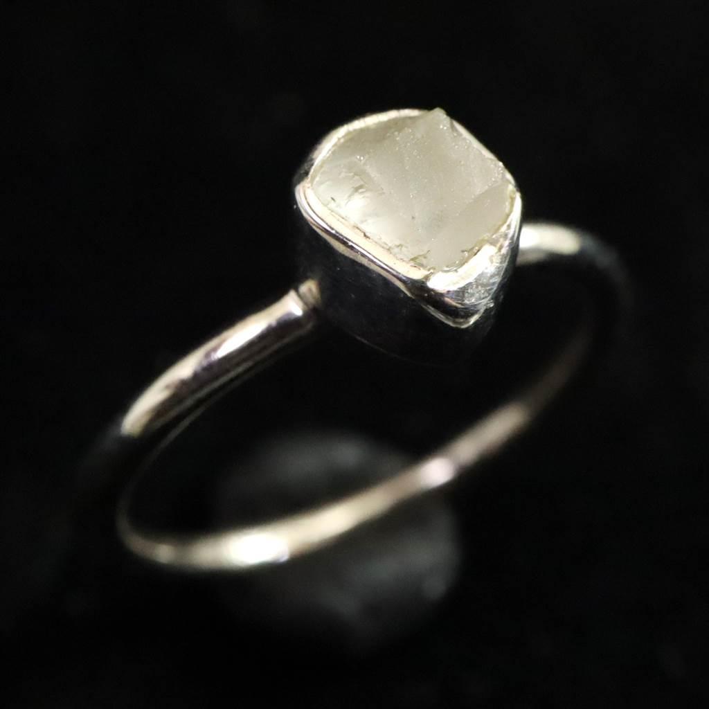 ロシア産 フェナカイト 5X5mm 原石 リング 11号 #39125 | 3枚目