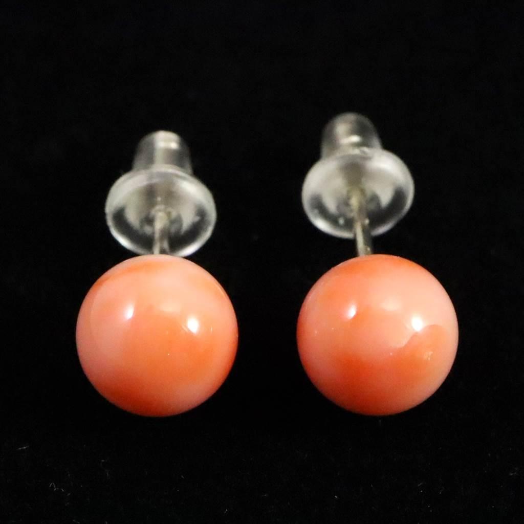 高知県産 天然 桃色サンゴ 深海サンゴ 6.5mm ピアス1.15g #89910 | 2枚目