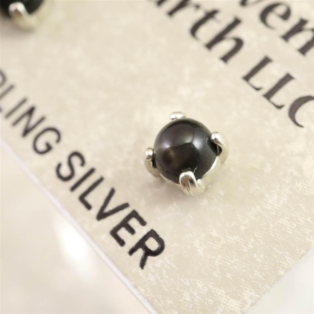 H&E社 マスターシャーマナイト 4mmラウンド ピアス #13145 | 3枚目