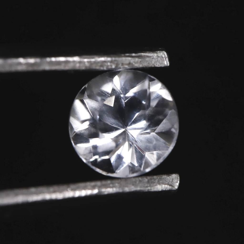 H&E社 フェナカイト A++ 4.3mmラウンドカット ルース 0.33ct #77190 | 3枚目